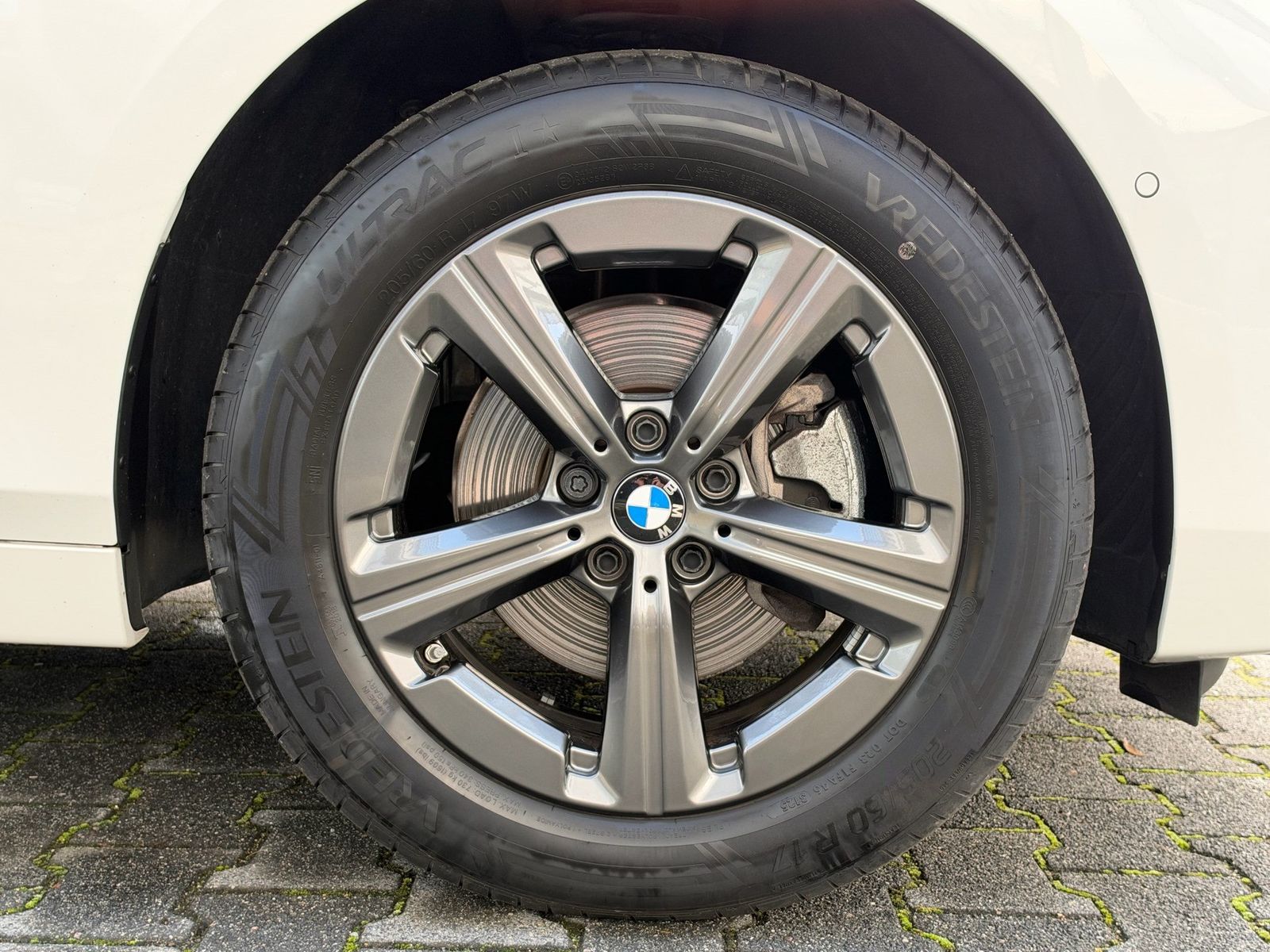 BMW 220 Active Tourer - Bild 24