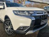 Mitsubishi Outlander Top 4WD Glas-Schiebedach 7Sitze - Mitsubishi Outlander: Top