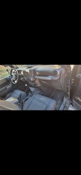 Jeep Wrangler Unlimited Sport 2.8 CRD Sport - gebrauchte Jeep Wrangler aus dem Jahr 2011