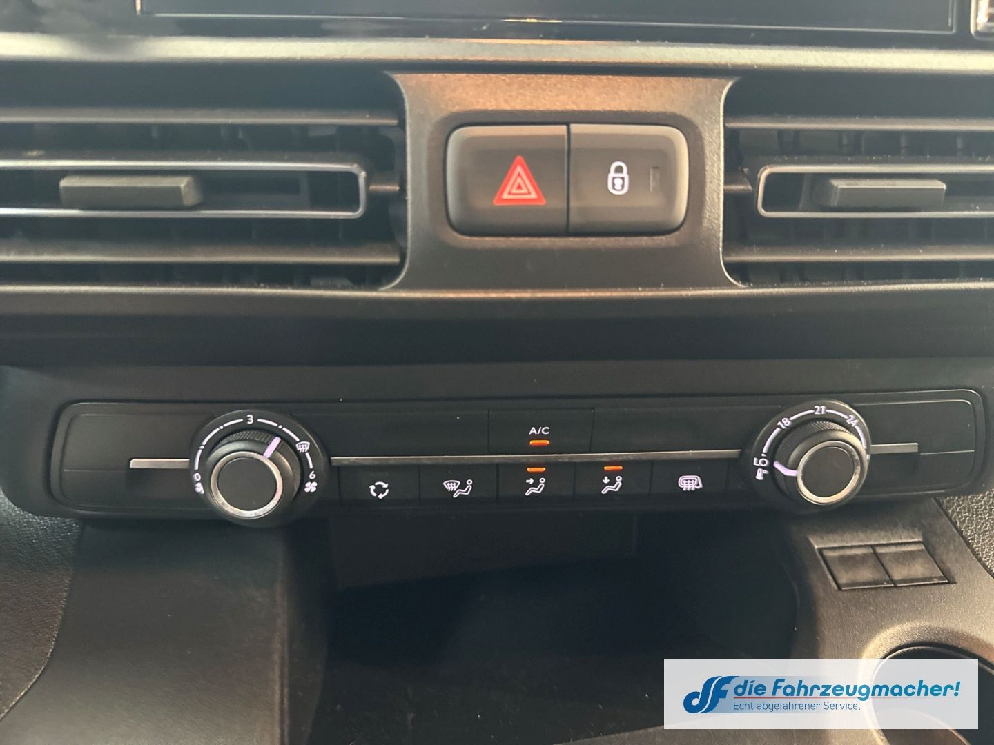 Fahrzeugabbildung Opel Combo E Cargo  L2 1,5D XL erhöhte Nutzlast EU6e