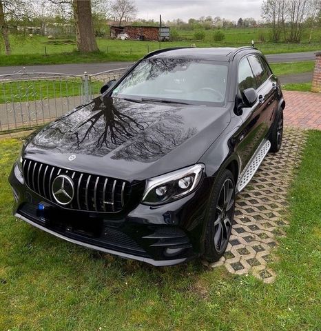 Mercedes-Benz Mercedes GLC 43 AMG 4M/ PANO/ CAM/ LUFT F....