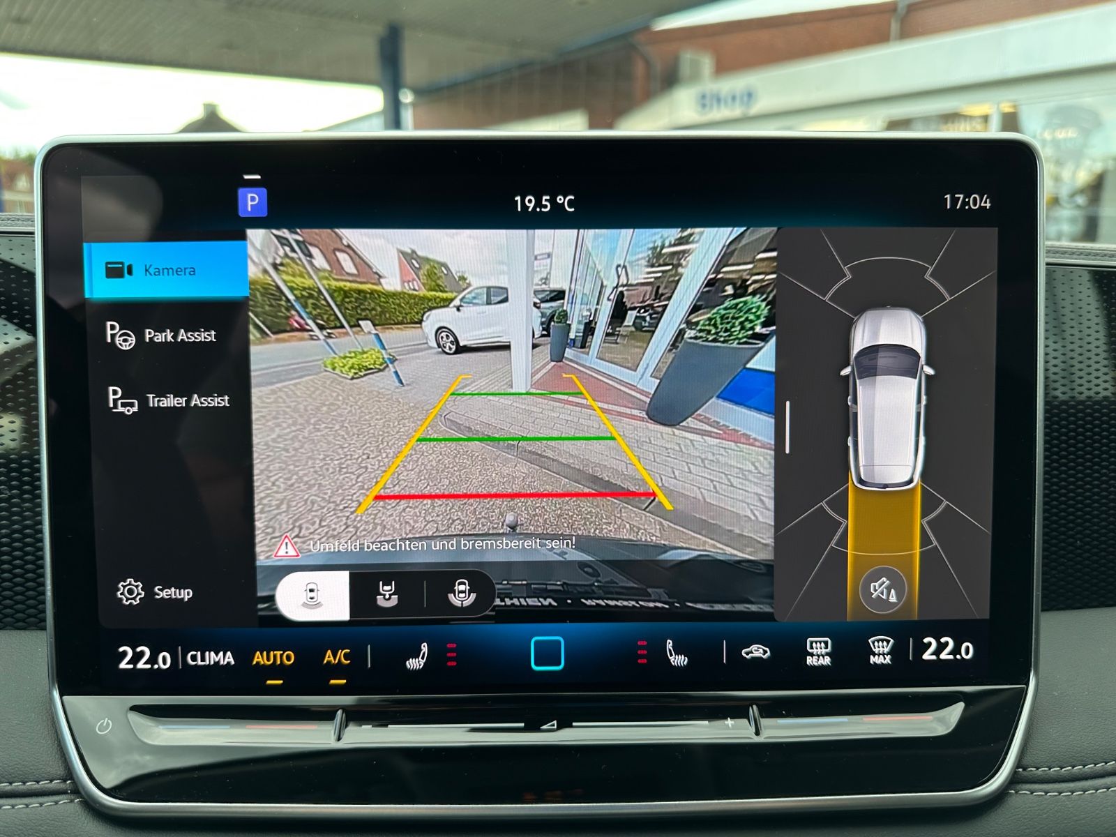 Fahrzeugabbildung Volkswagen Tiguan 1.5 eTSI Life DSG AHK/Navi/ACC/LED/SHZG