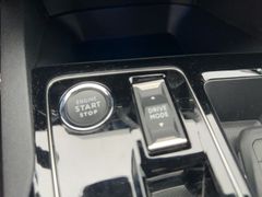 Foto Nummer 17: PEUGEOT 3008