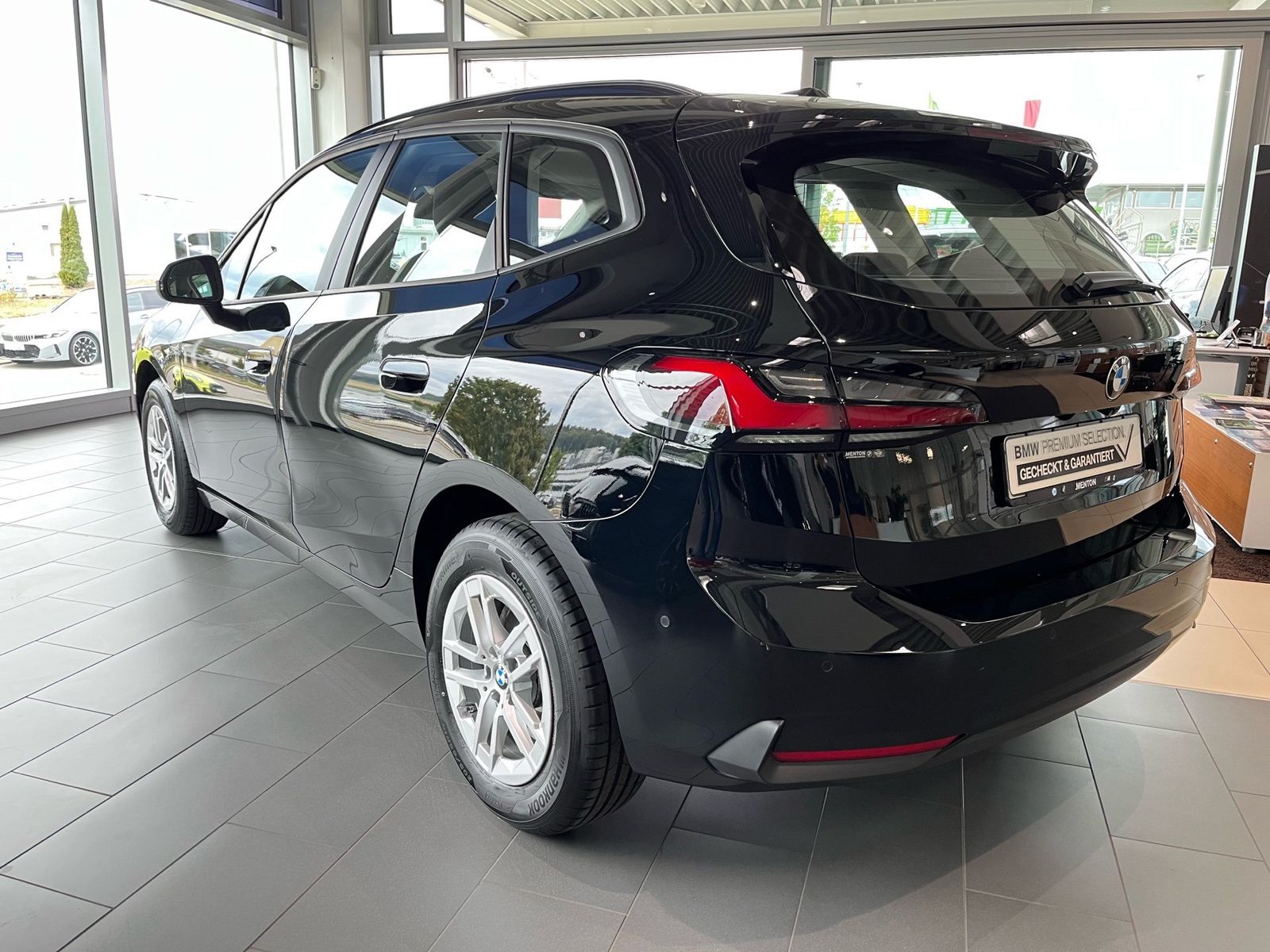 BMW 218i ad.LED DAB komf.zugang foto 5