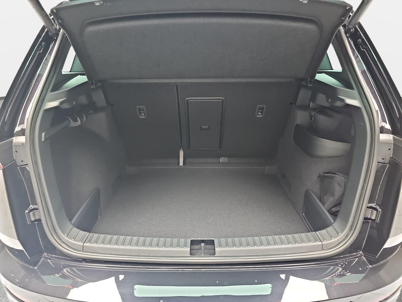 Skoda KAROQ 2.0 TSI DSG SPORTLINE 4X4 NAVI LED