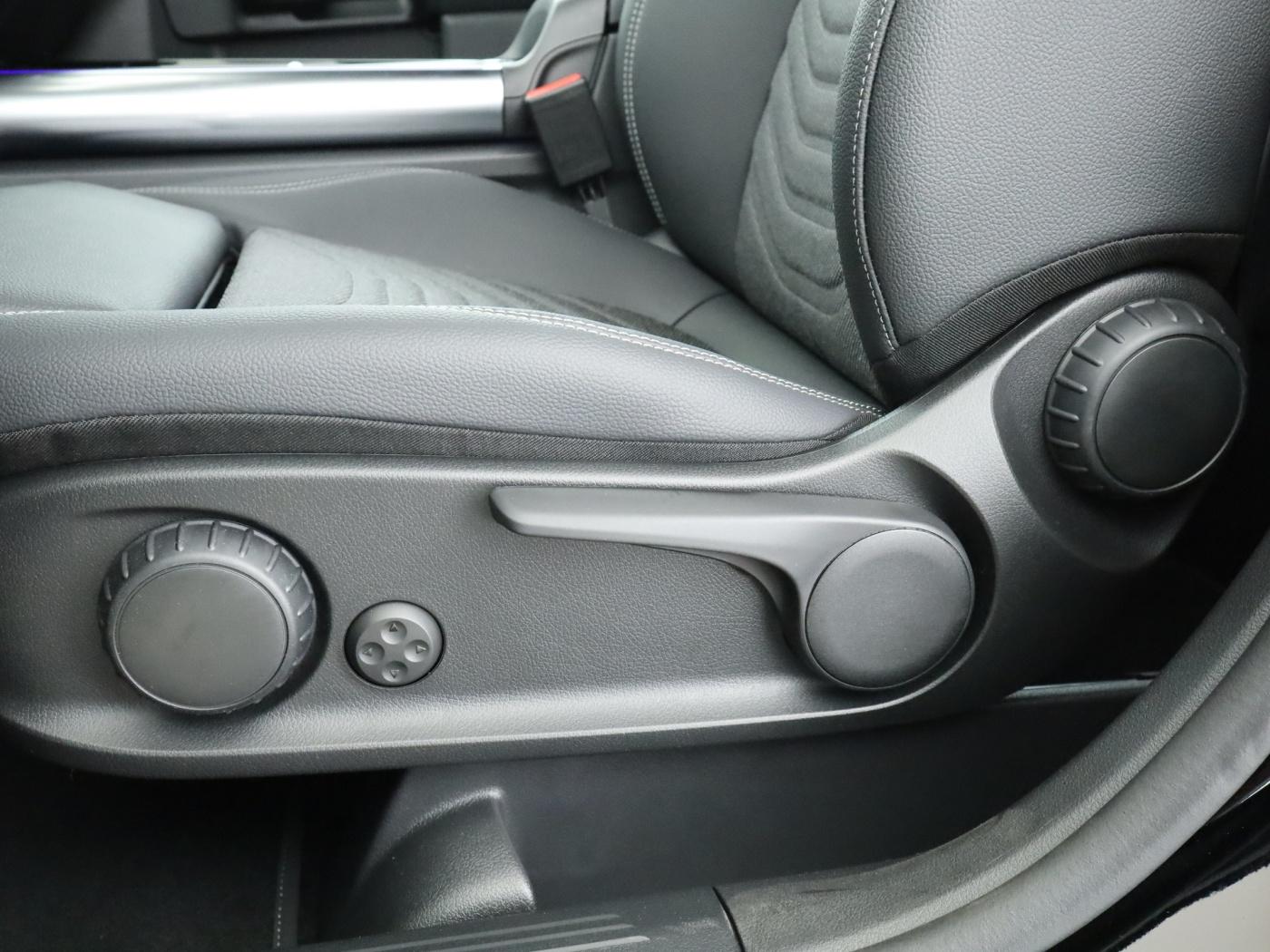 Mercedes-Benz B-Class AUT DynLicht Fernlichtass. Kam. KeyLess LM, миниатюра 26