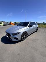 Mercedes-Benz A200d KEYLESS-GO/DISTRONIC/MULTIBEAM/MEMORY/NAVI