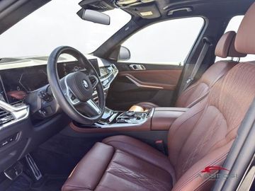 BMW X7 - 10