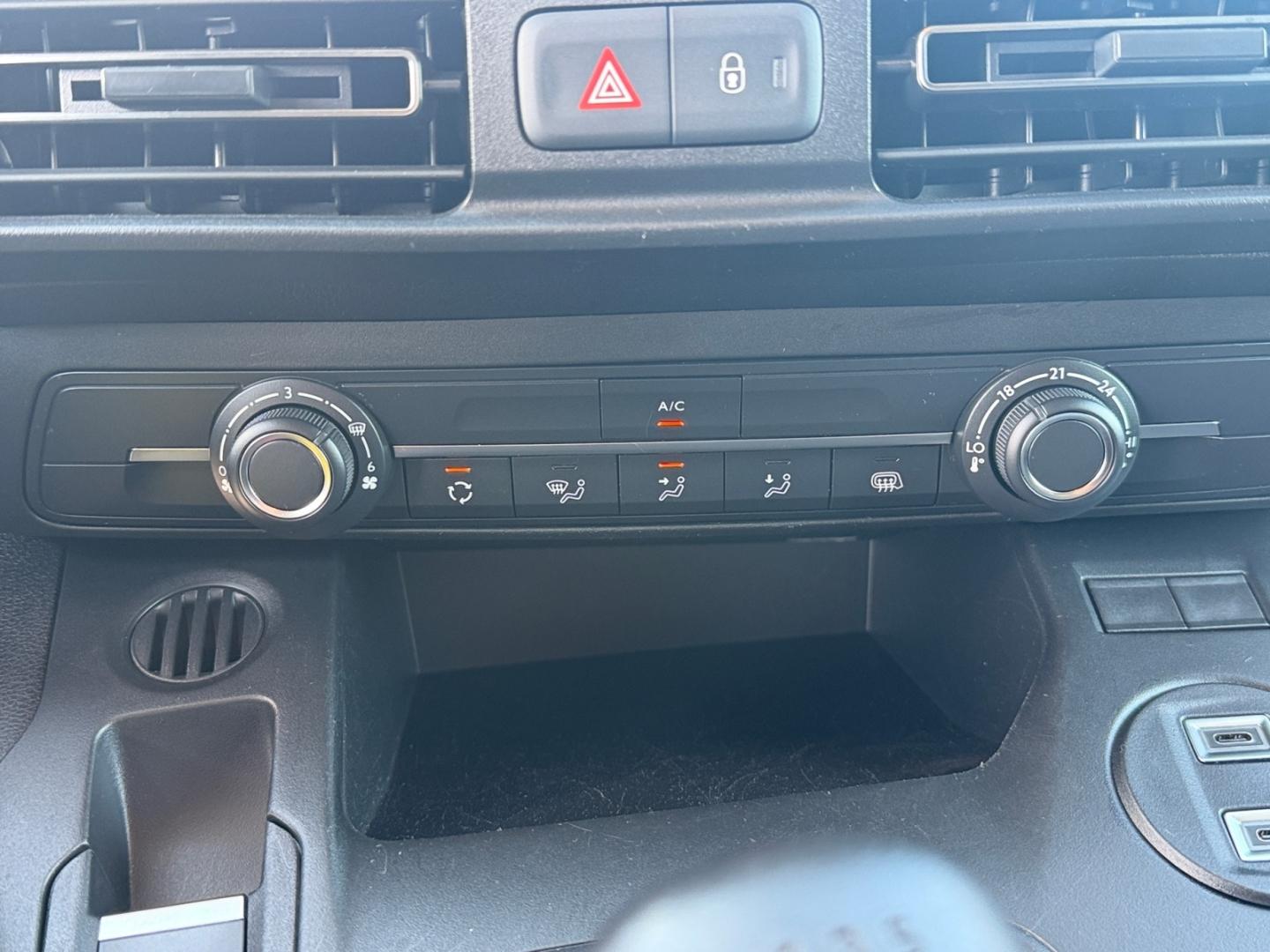Toyota Proace City Verso Proace City 1.5 D-4D L1 Meister *CarPlay*Navi*PD, миниатюра 25