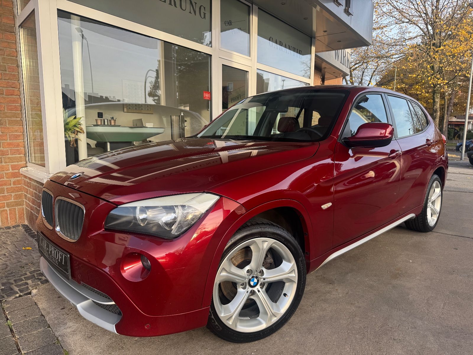 Fahrzeugabbildung BMW X1 20 d xDrive X-line Klima/PDC/Sitzheizung