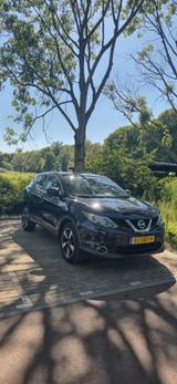 Nissan Qashqai 1.2 Black like New!!! 360 camera - Nissan Qashqai: Standheizung