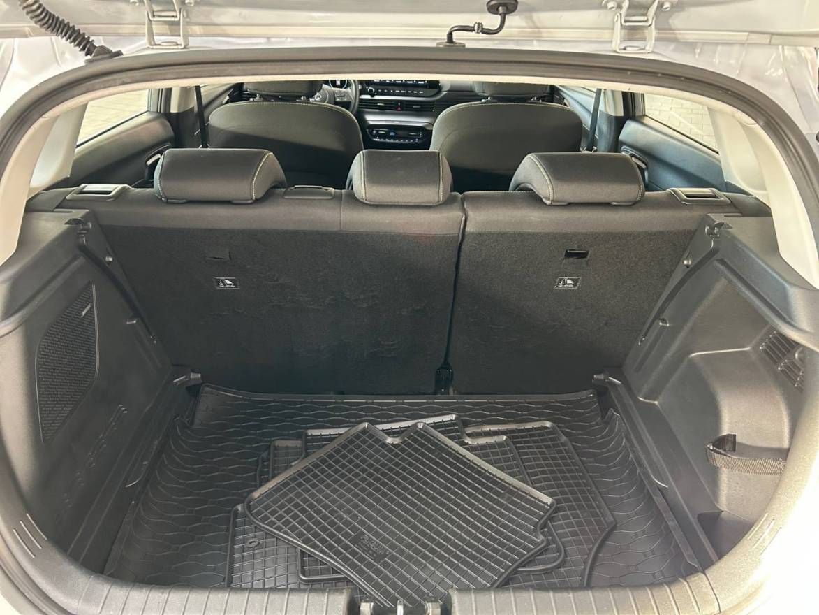 Fahrzeugabbildung Hyundai New i20 Edition Navipaket