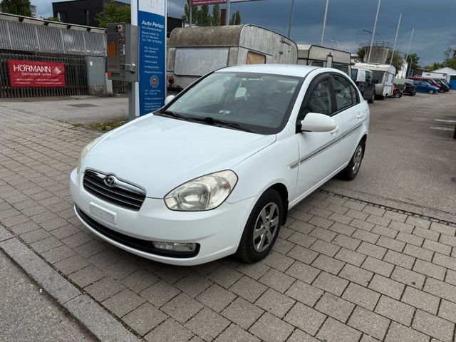 Hyundai Accent GL     LPG (GAS)