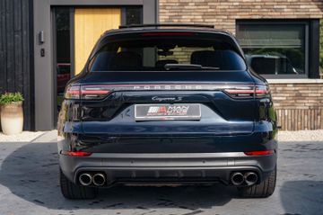 Porsche Cayenne - 9