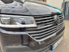 Kosi Busse Ostbayerns größter VW Bus und VW Bus Camping Experte. Ihr VW Bus Händler, VW Bus Camper Ausbau / Umbau und Fahrzeugservice in unserer Bulli Werkstatt Fahrzeugabbildung Volkswagen T6 Kosi California DSG 4Motion - UNIKAT!