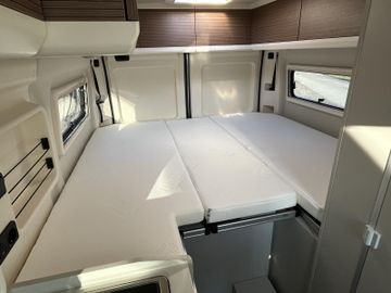 Westfalia Columbus 600 E 180 PS 8G  Skyview ACC Solar 