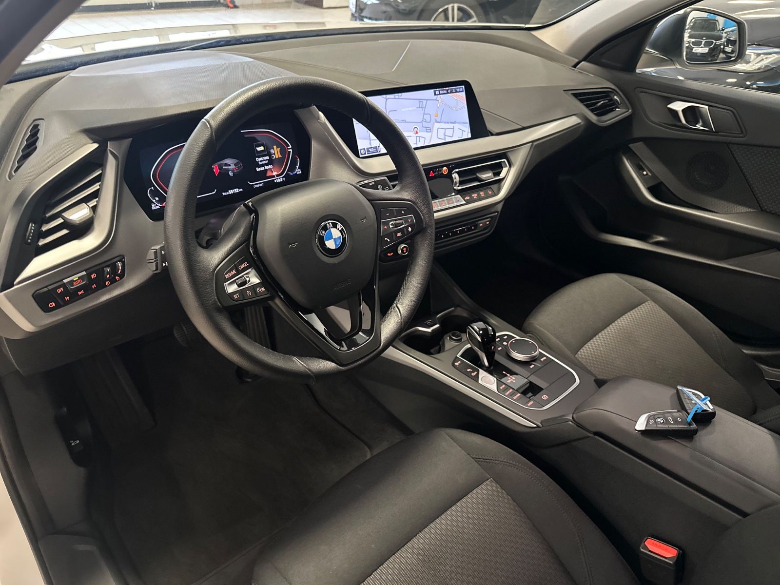 BMW 116d Aut/Navi/LED/SitzHeiz/ActivGuard/Tempomat foto 18