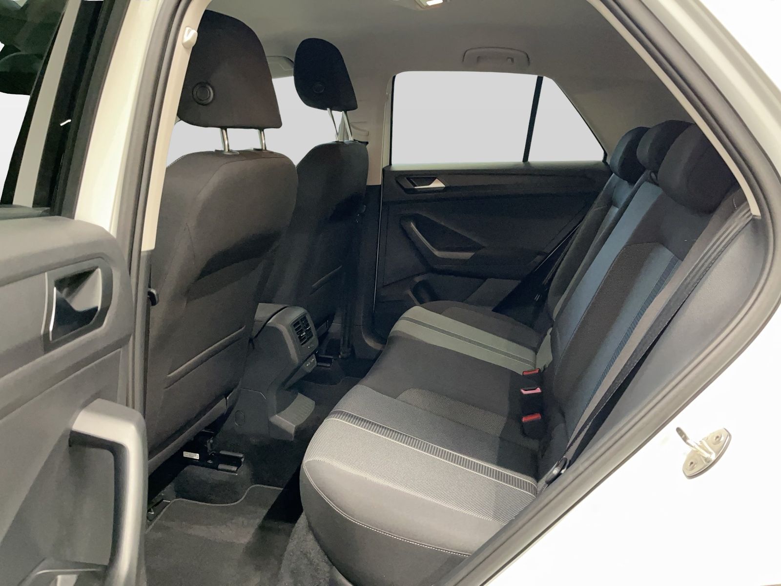 Volkswagen T-Roc - Bild 11