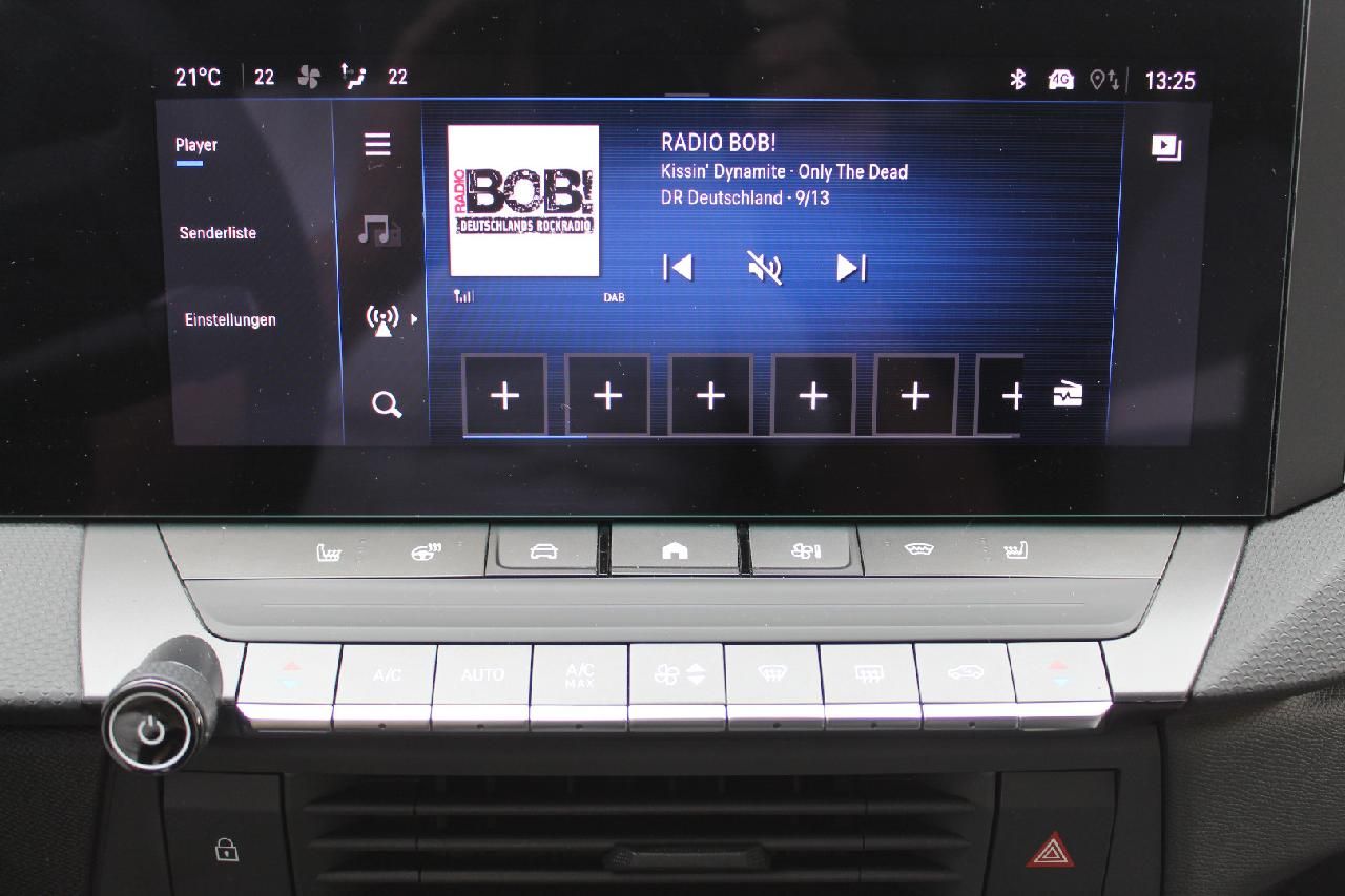 Fahrzeugabbildung Opel Astra ST 1.2T Elegance