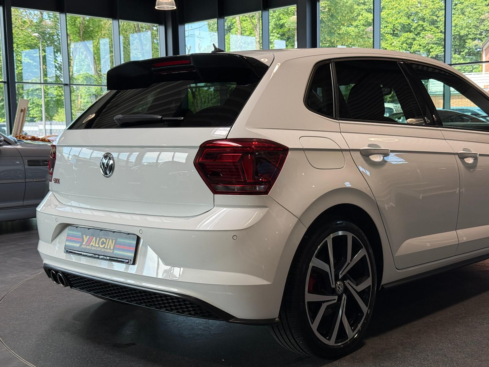 Volkswagen Polo VI GTI DSG LED/SHZ/KLIMA/TEMPOMAT