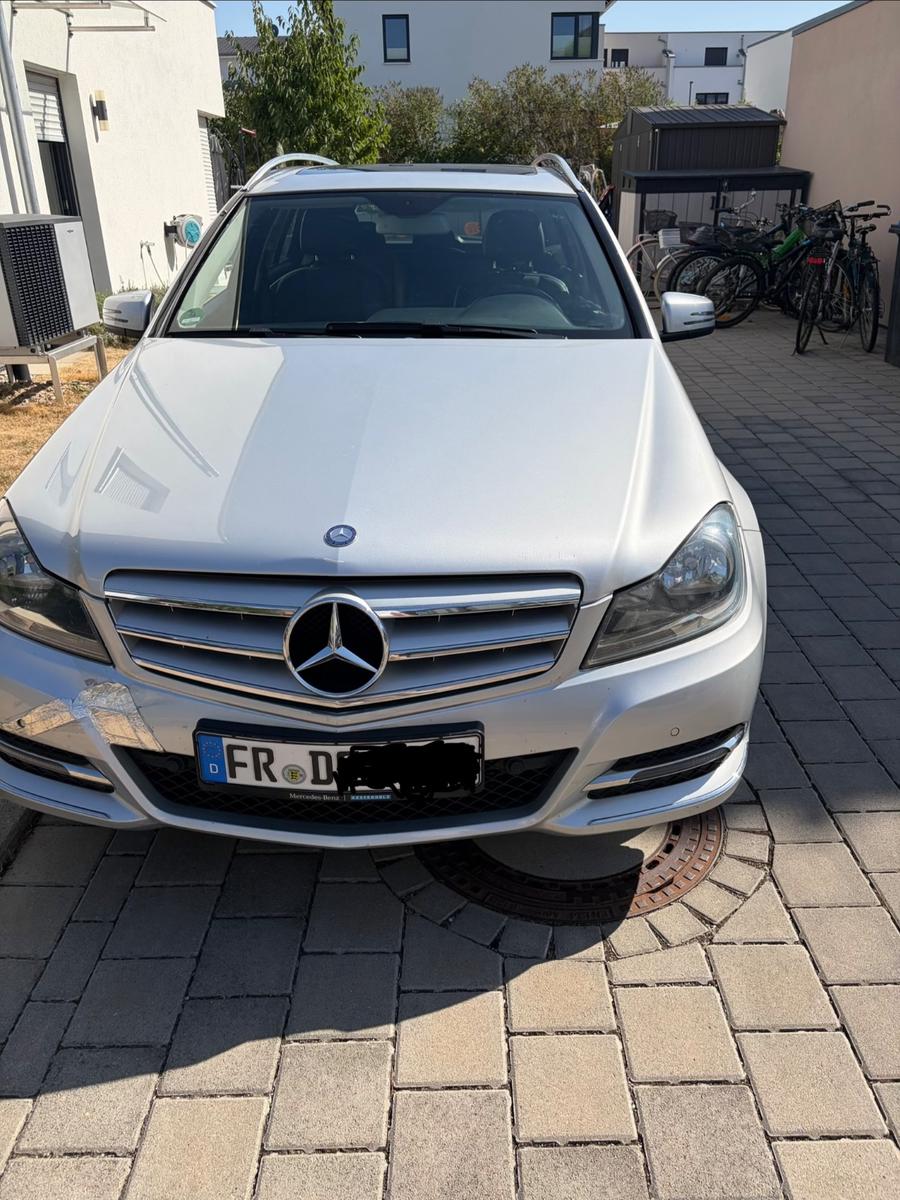 Mercedes-Benz C220, 2014
