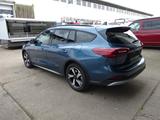 Ford Focus Active Turnier MHEV iACC WiPa ParkAss Navi - mit Benzin-Antrieb: Blau, Kombi