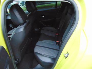 Bild 11 Peugeot 208 Hybrid 100 Allure