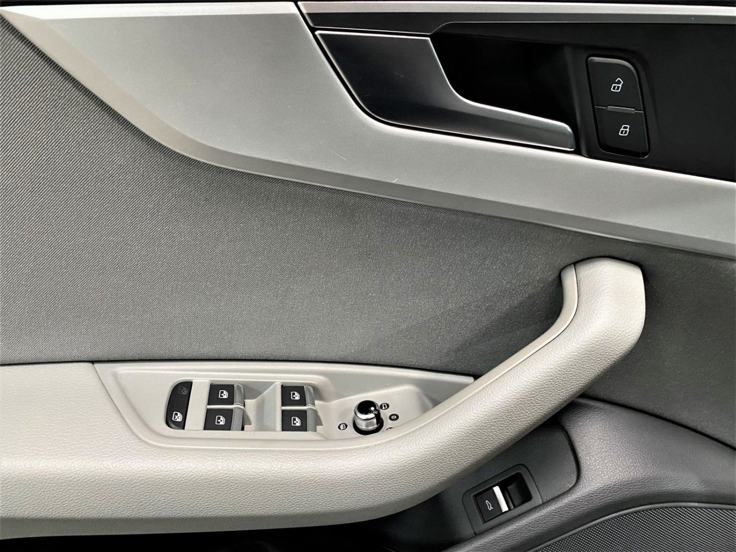Fahrzeugabbildung Audi A4 1.4 TFSI #Xenon#Navi#Bluetooth#Tempomat