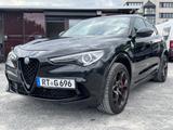 Alfa Romeo Stelvio Quadrifoglio Q4 | Harmann Kardon | Pano - Alfa Romeo Stelvio Quadrifoglio mit Benzin-Antrieb