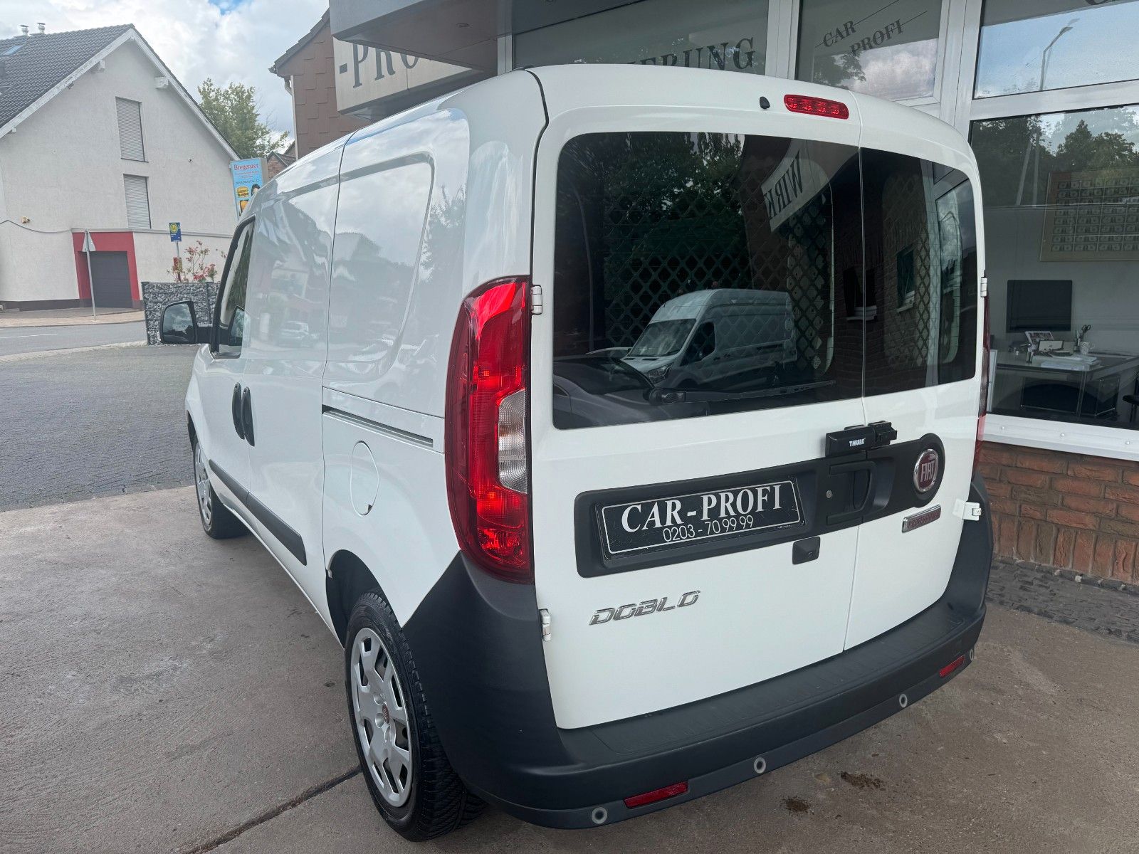 Fahrzeugabbildung Fiat Doblo SX Kasten Innenausbau/Navi/1.Hand