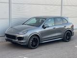 Porsche Cayenne S Diesel GTS Sport D/PANO/CAM/LED Matrix - Porsche Cayenne Gebrauchtwagen in Stuttgart