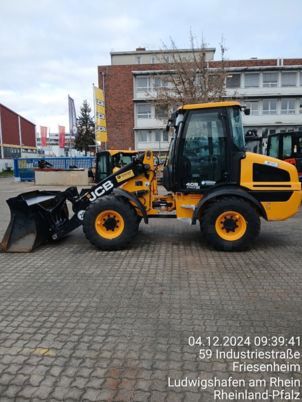 JCB 409