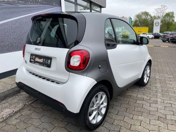 Fahrzeugabbildung Smart ForTwo Coupe EQ Passion SHZ LHZ PDC DAB uvm.