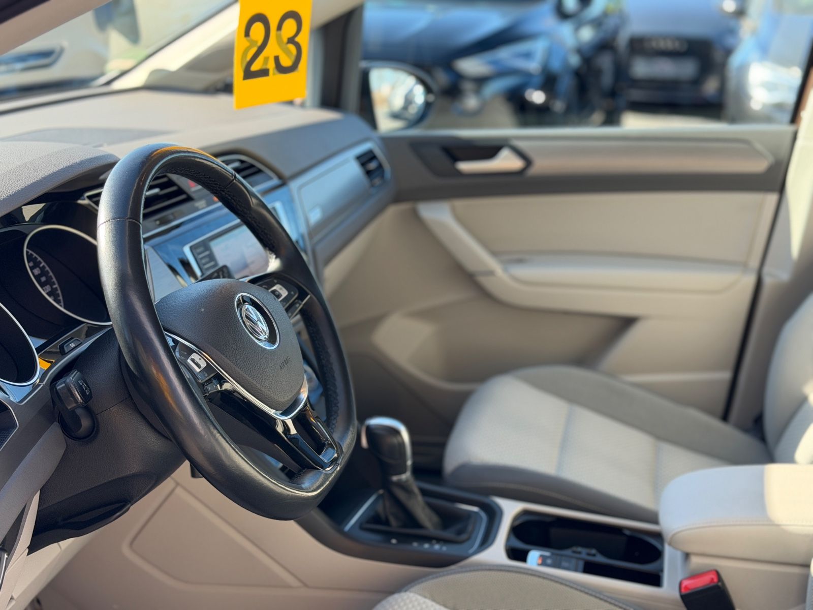 Touran 1.6 TDI DSG NAVI LED