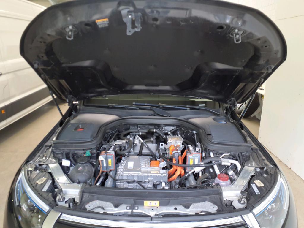 Mercedes-Benz EQC EQC 400 4Matic AHK