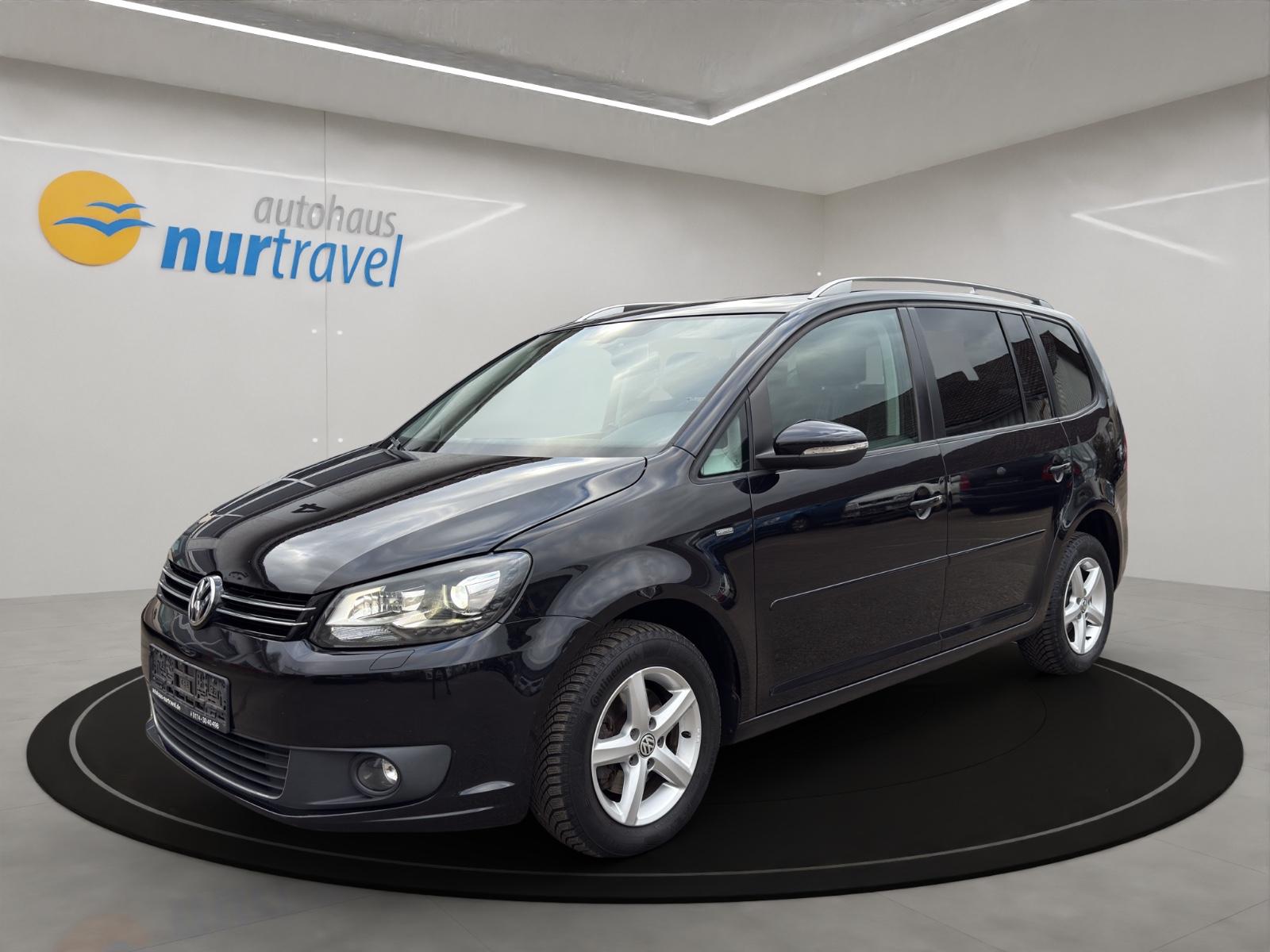 Volkswagen Touran 1.6 TDI DSG Match 7-Sitze Panorama Xenon