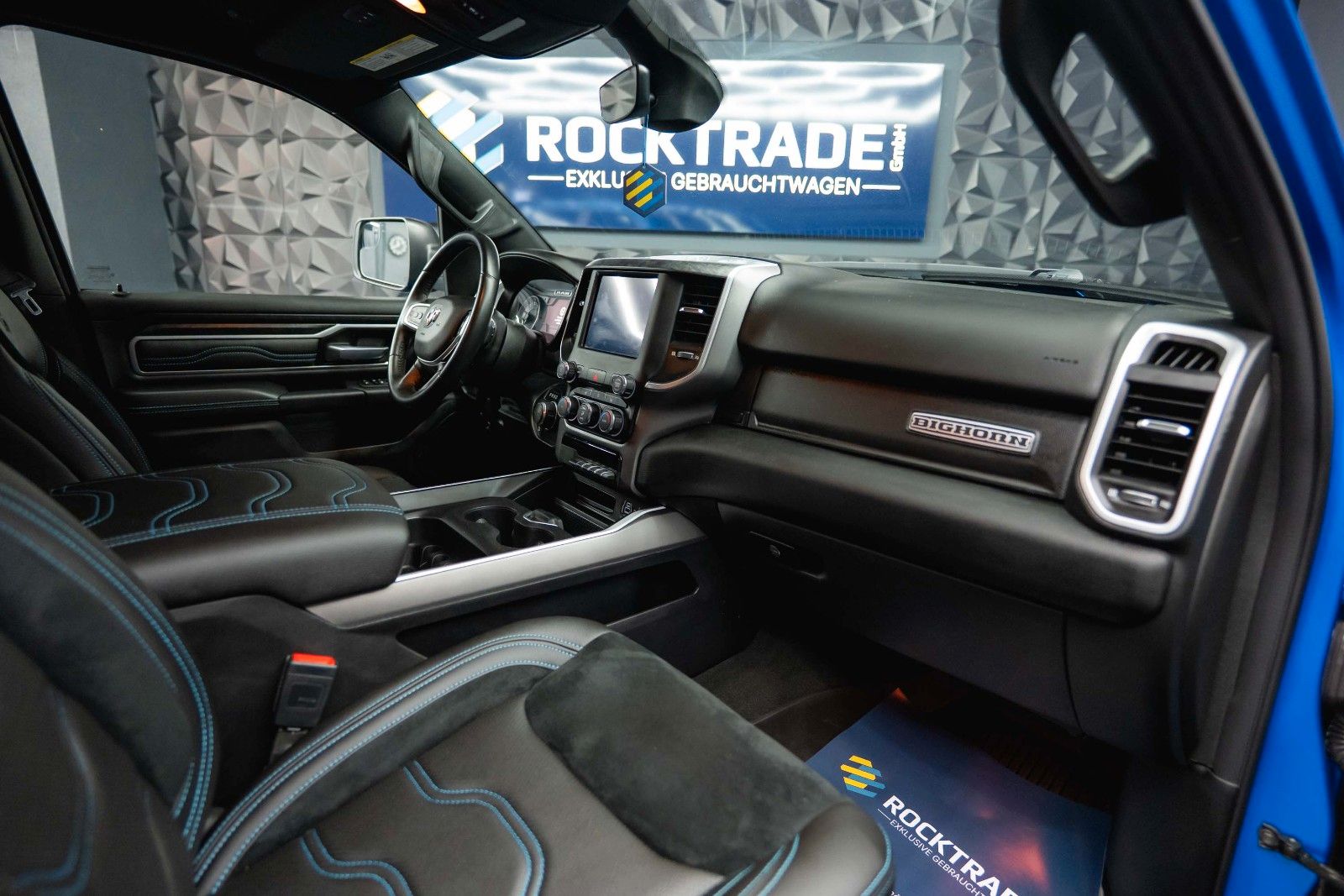 Fahrzeugabbildung Dodge RAM 5.7 V8 HEMI 4x4 LIMITED Blue Edition Offroad