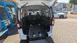 Ford Tourneo Titanium Behindertengerecht - Ford Tourneo: Automatik