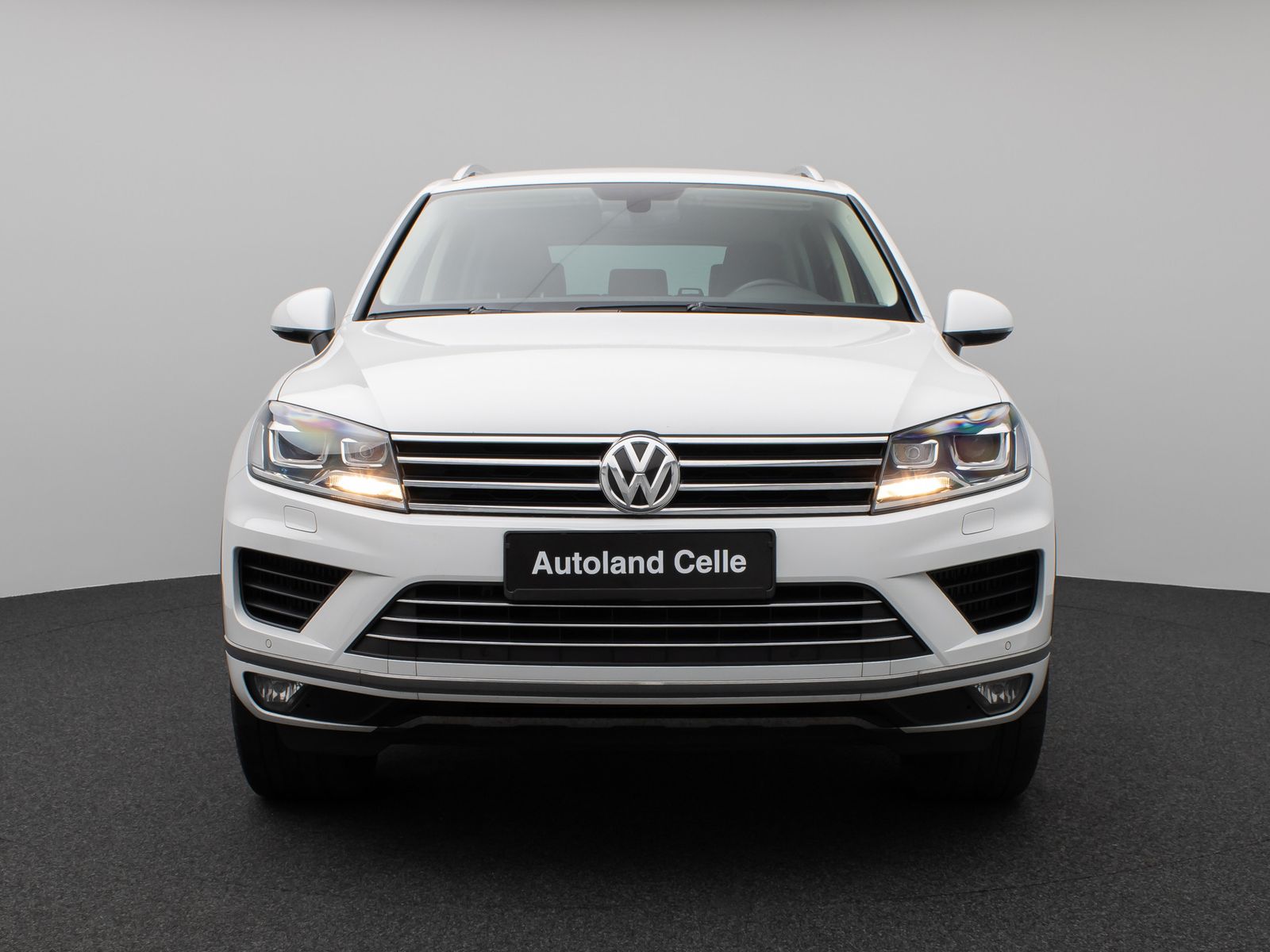 Fahrzeugabbildung Volkswagen Touareg V6 3.0 TDI Terrain Tech 4Motion PDC AHK