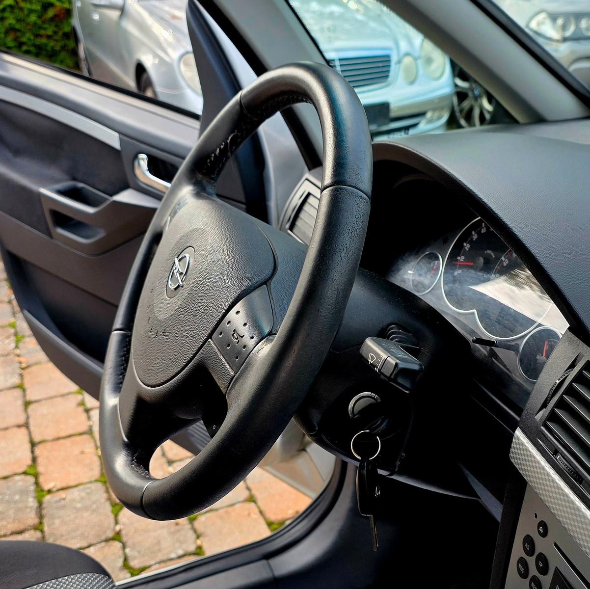 Opel Meriva 2009 — photo 31