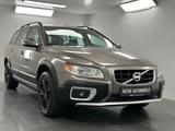 Volvo XC70 Kinetic 2,4 l 5 Zylinder Xenon Standheizung - Volvo XC70 aus 2009
