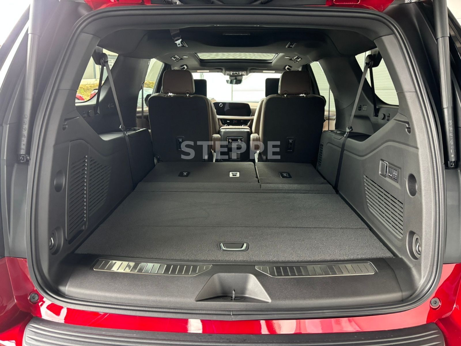 Chevrolet MY26 Suburban 6,2 High Country AHK  24" Luftfed.