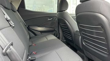 Fahrzeugabbildung Ssangyong Tivoli 1.5 T-GDi 2WD Aut. Fizz