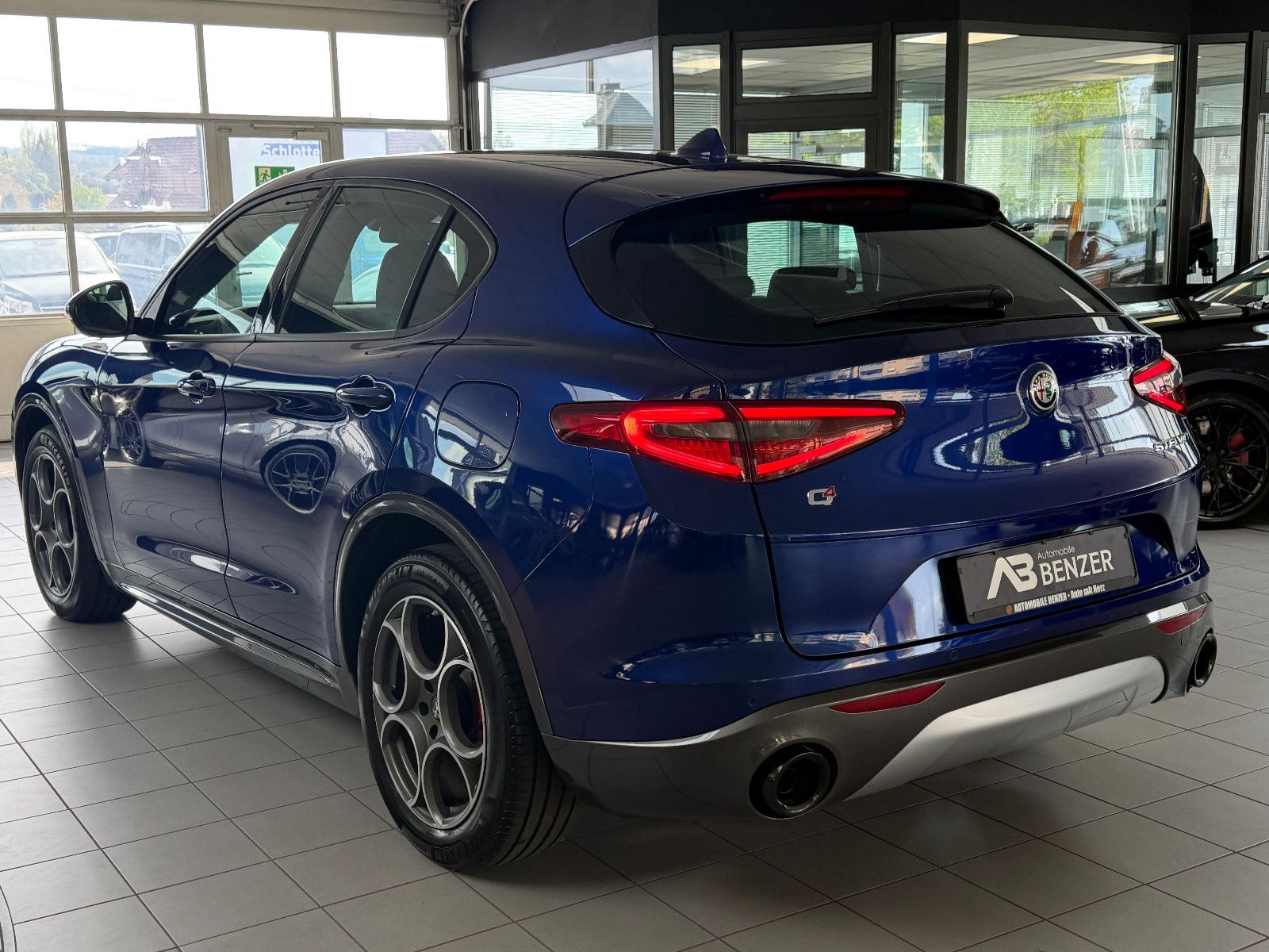 Fahrzeugabbildung Alfa Romeo Stelvio Ti Q4/MEMORY/NAVI/KAMERA/ACC/KLIMA