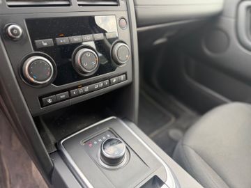Land-Rover Discovery Sport - 11