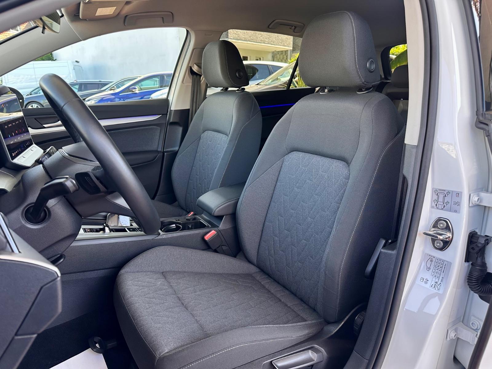 Volkswagen Golf VIII Lim. 1.5 eTSI 110 kW Life LED 1. Hand, миниатюра 12