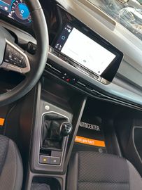 MYAUTOCENTER – Gebraucht- und Jahreswagen mit Werkstattservice in Pfaffenhofen Volkswagen Golf VIII Variant *Parkass.*LED*Virtuel*AHK*