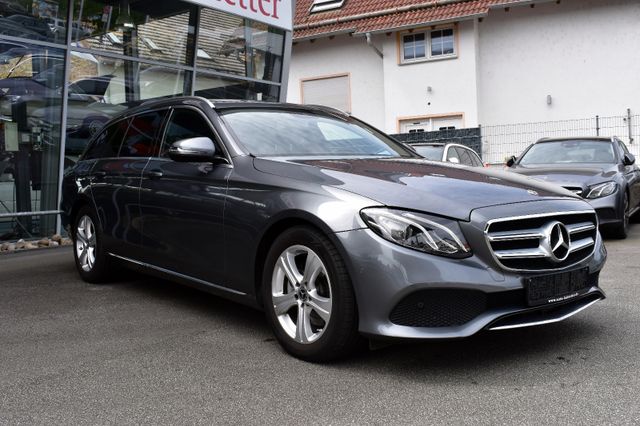 Mercedes-Benz E 220d T-Modell 4Matic*RFK*Totw*LED*NAVI