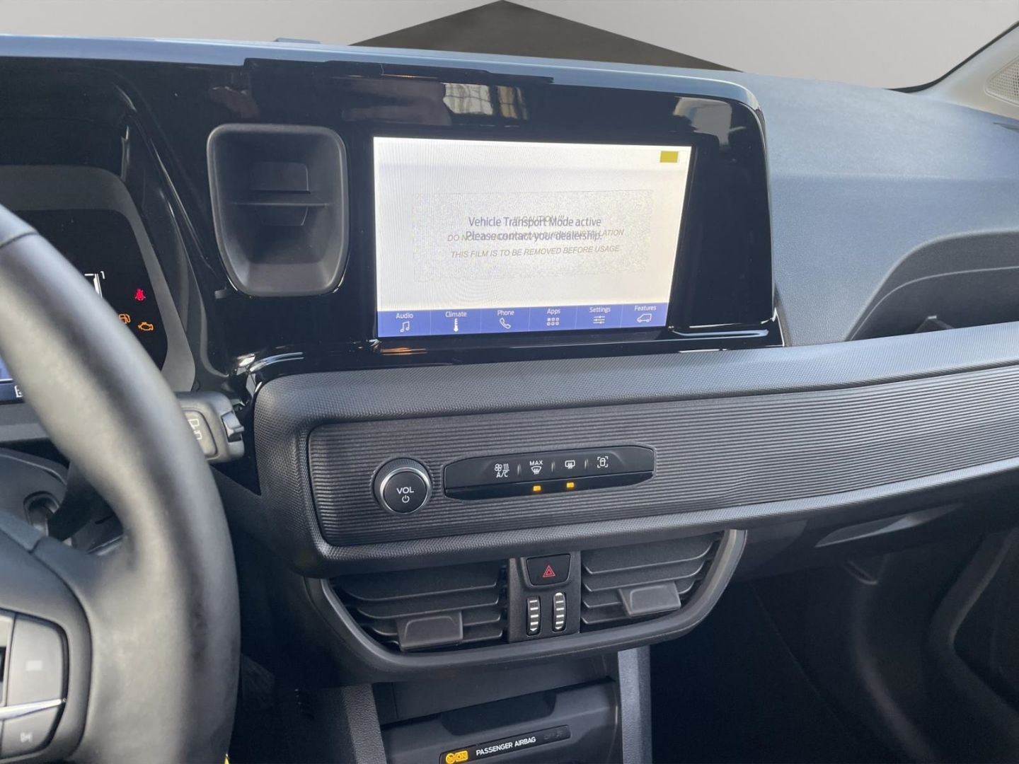 Fahrzeugabbildung Ford Transit Courier Trend Doppelkabine DAB LenkradH