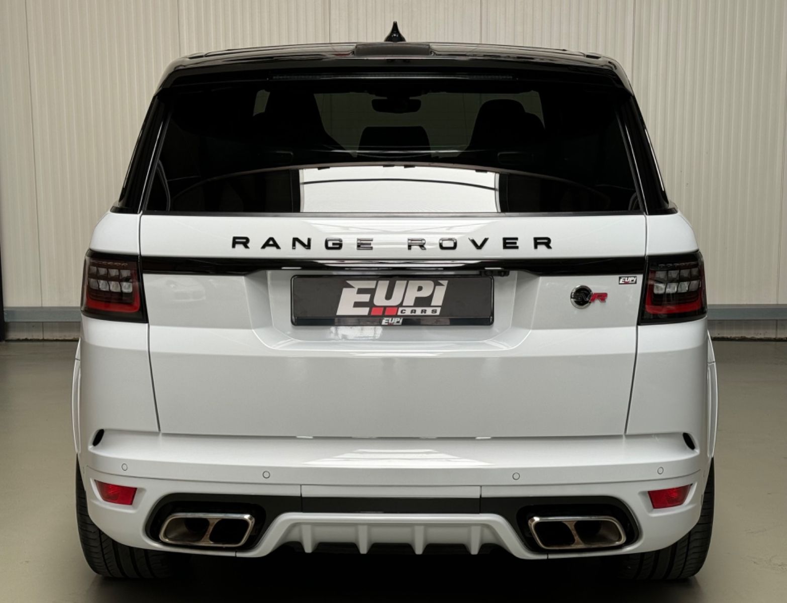 Fahrzeugabbildung Land Rover Range Rover Sport SVR/LASER LED/Standheiz./360°